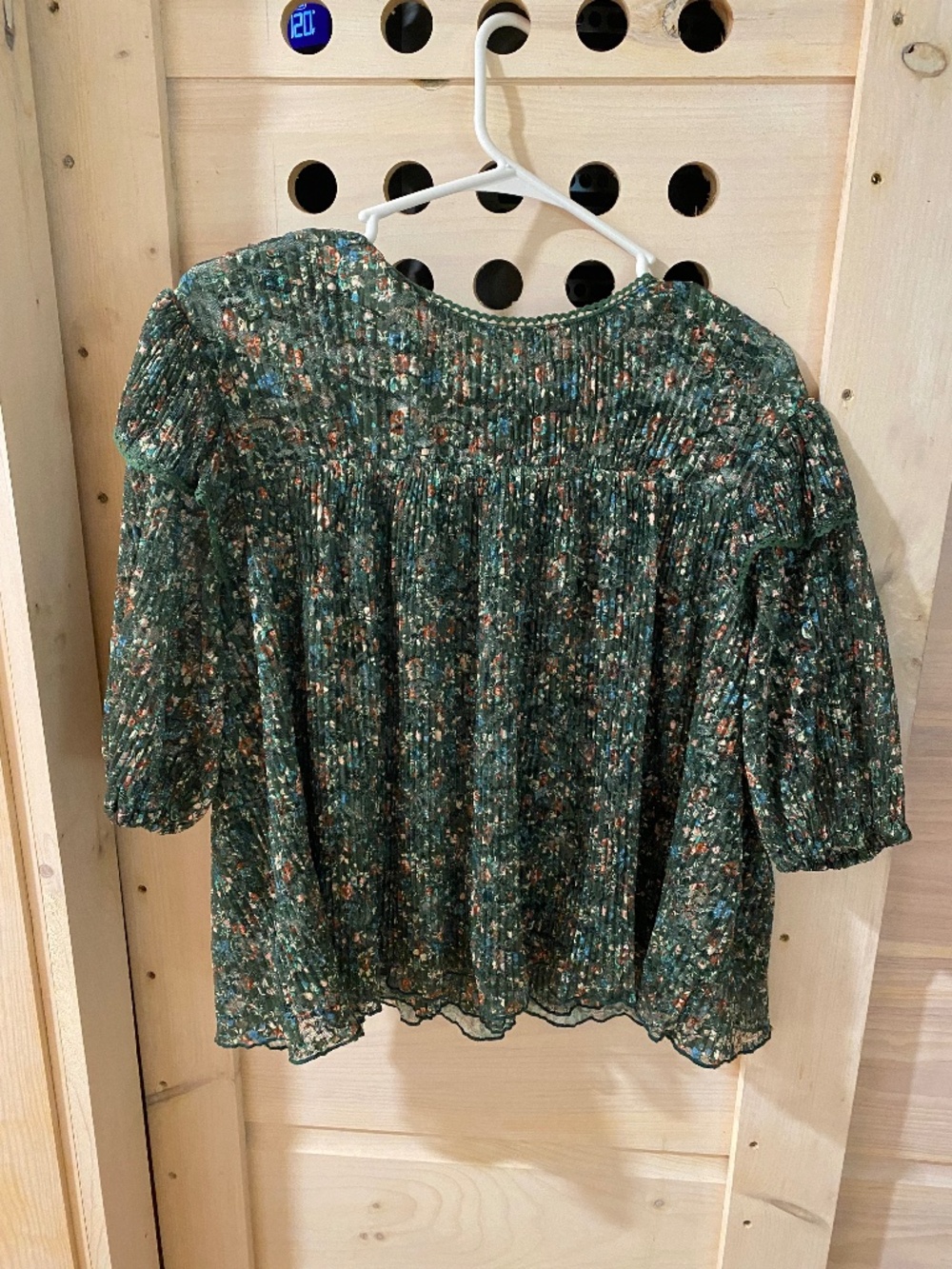 Porridge Green floral layers sheer blouse with mid length sleeves